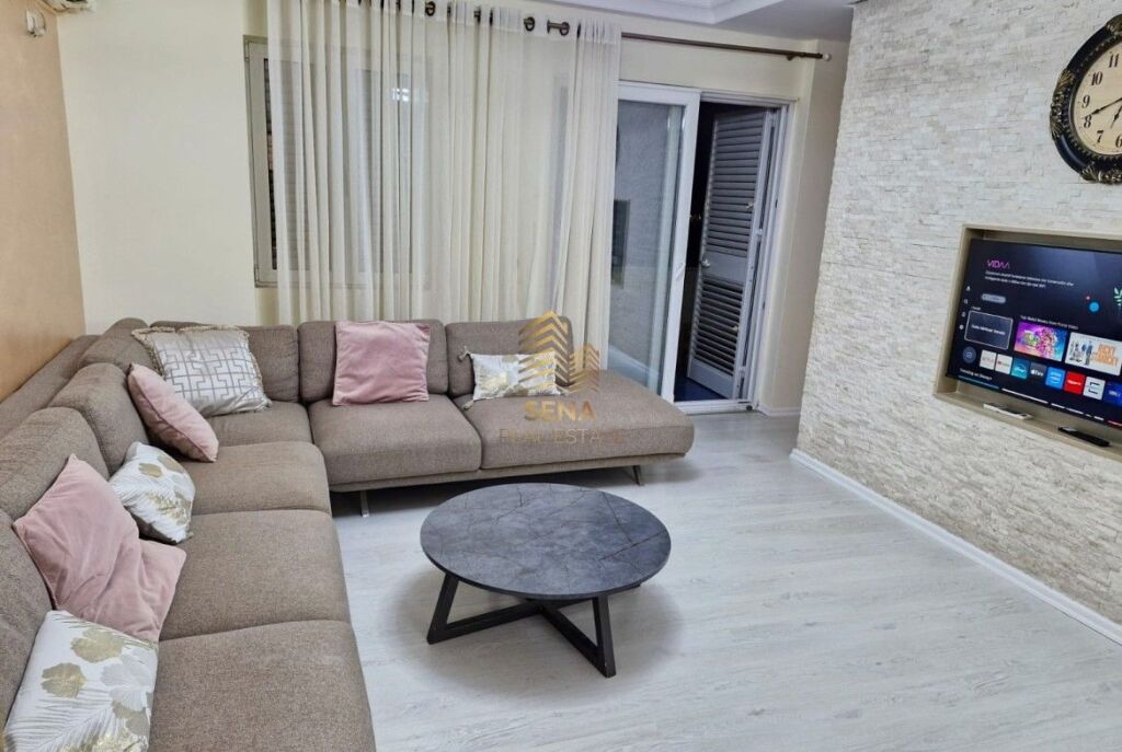 Shitet, Apartament 3+1+2+Blk, Porcelan, 219,000 Euro