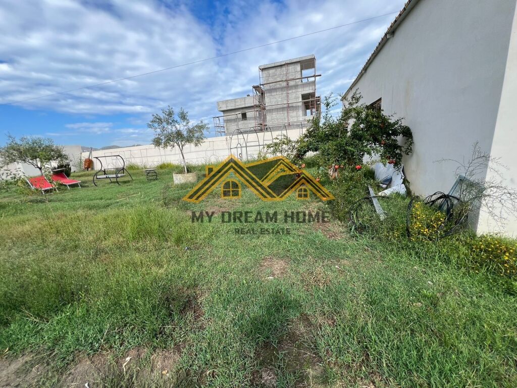 JEPET ME QERA MAGAZIN NE ISH KENETE DURRES!