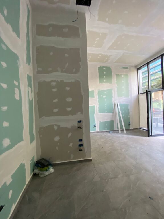 Spring Residence Ambjent Biznesi me Qira