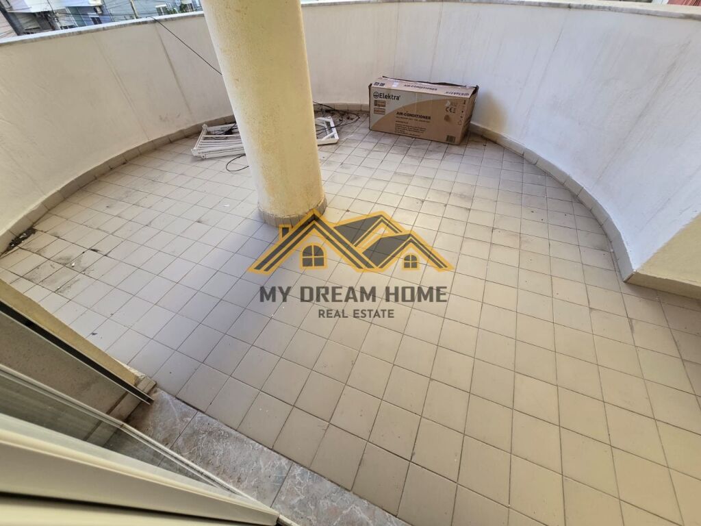 JEPET ME QIRA APARATMENT 2+1+2 NE VOLLGA ME PAMJE DETI