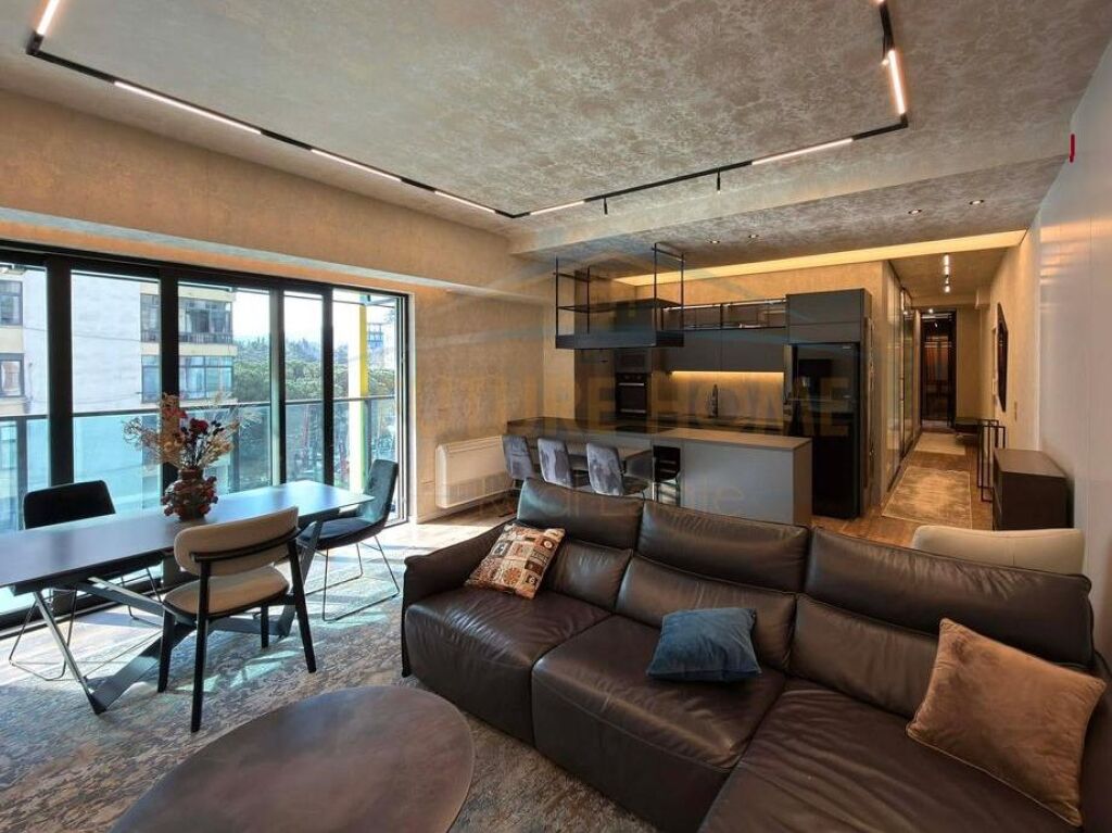 FOR SALE APARTMENT 2+1+2 AT AMBASSADOR 3