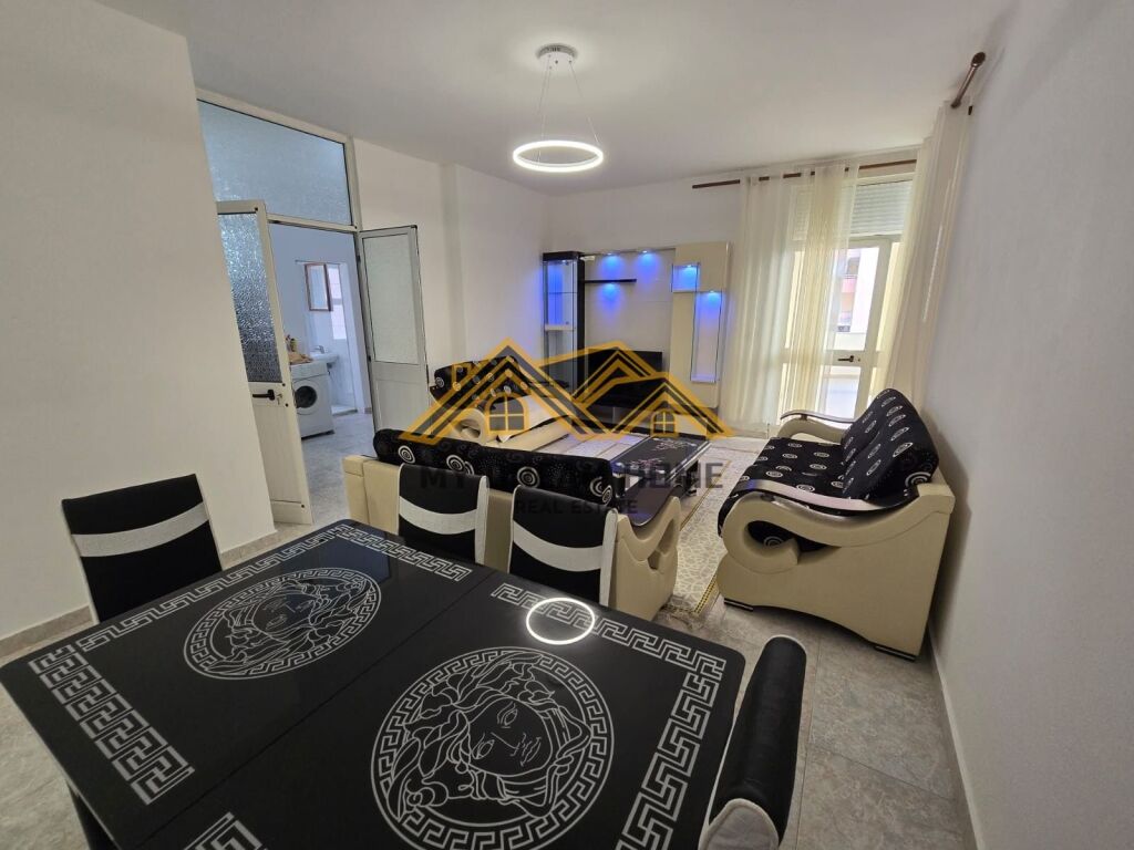 JEPET ME QIRA APARATMENT 2+1+2 NE VOLLGA ME PAMJE DETI