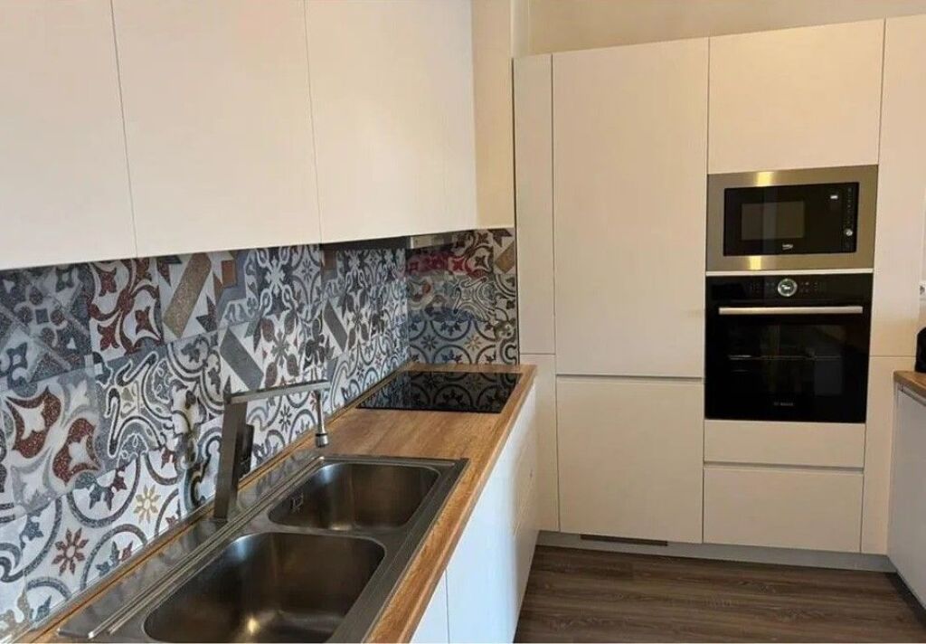 Apartment - For Sale - Porcelain ID: 530261046-484