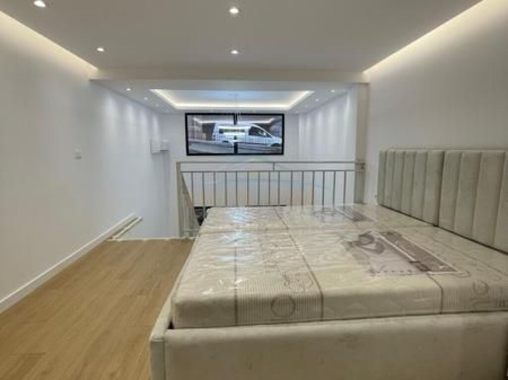 Qera, Apartament Loft – Fresku