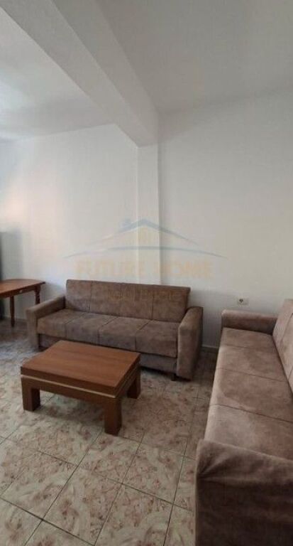 Affitto Appartamento 1+1, Via Durazzo, Tirana