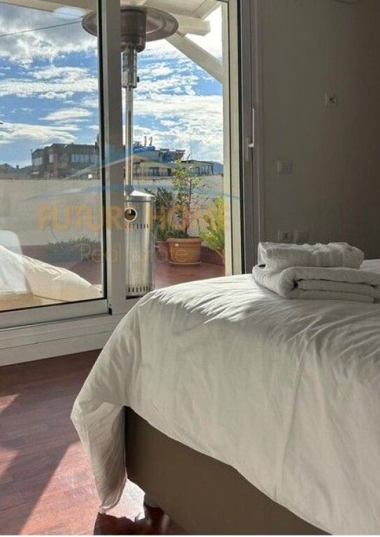 For sale, Apartment 2+1+2+Veranda, Bllok