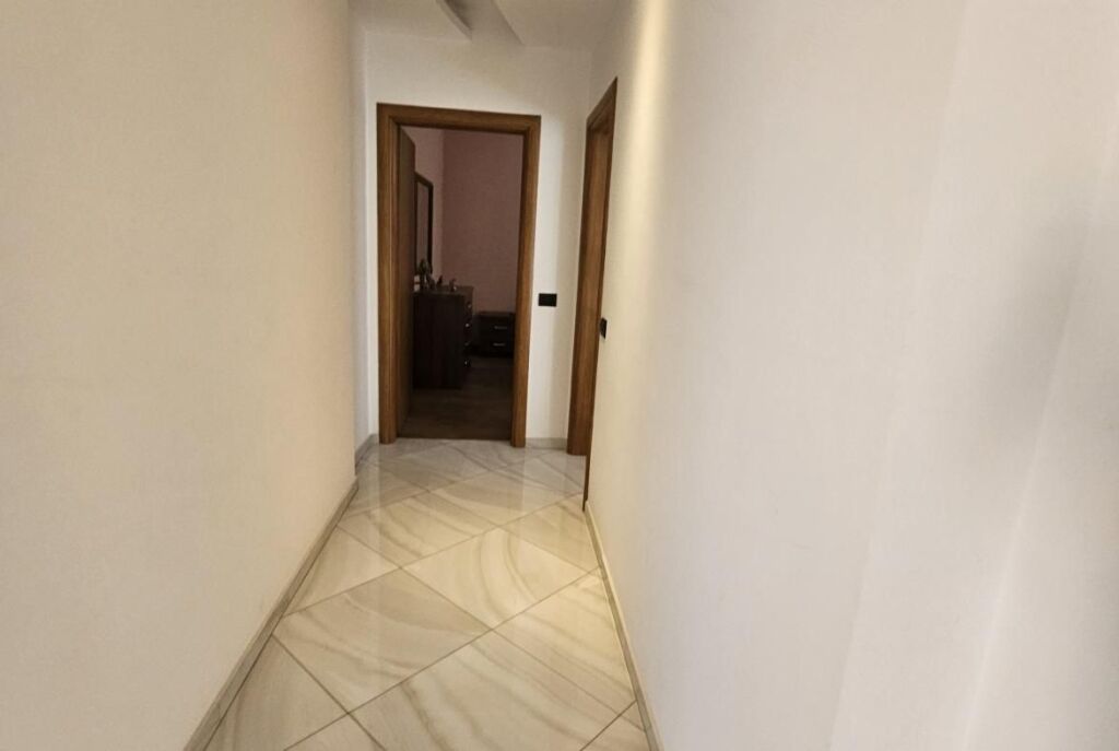 Ne Fresk Shitet Penthouse Ekskluziv 119.3 m² + 151.2 m² Verandë !