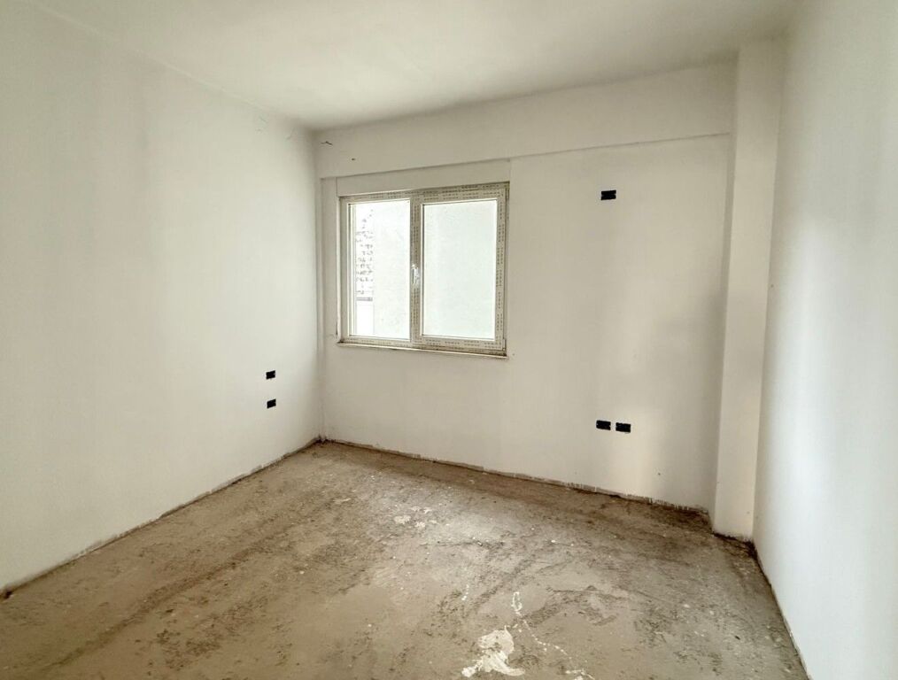 Shitet Apartament 3+1+2 + Depo – Kompleksi FZ, Liqeni i Thatë