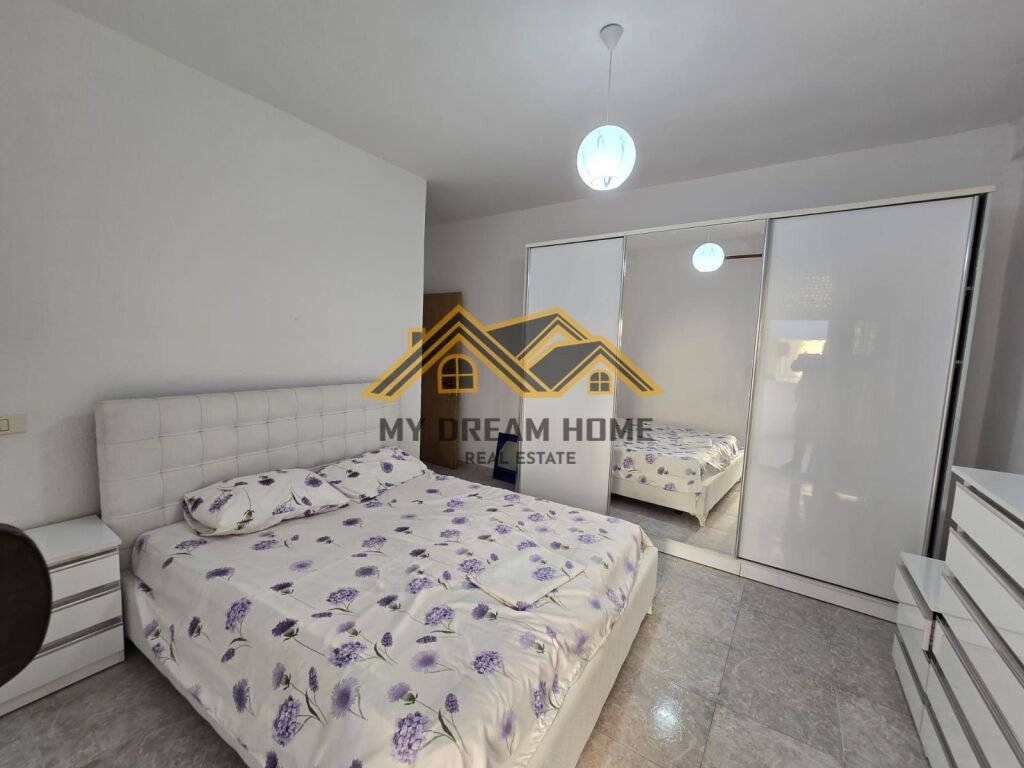 JEPET ME QIRA APARATMENT 2+1+2 NE VOLLGA ME PAMJE DETI