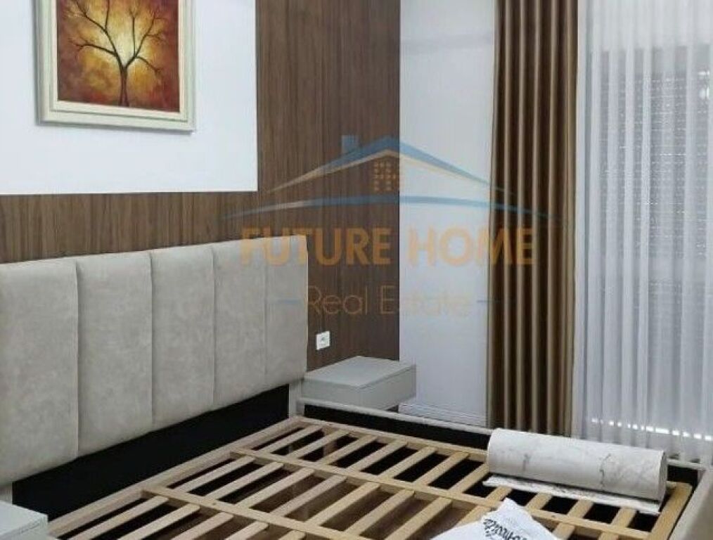 Affitto, Appartamento 1+1 Scuola Rossa, Via Dervish Hekali, Tirana.