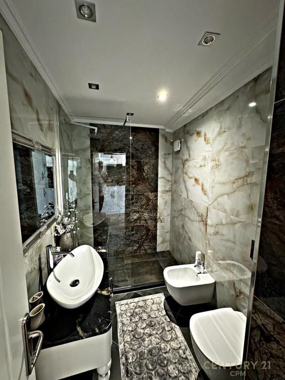 SHESIM APARTAMENT 3+1+3 NE SARANDE!