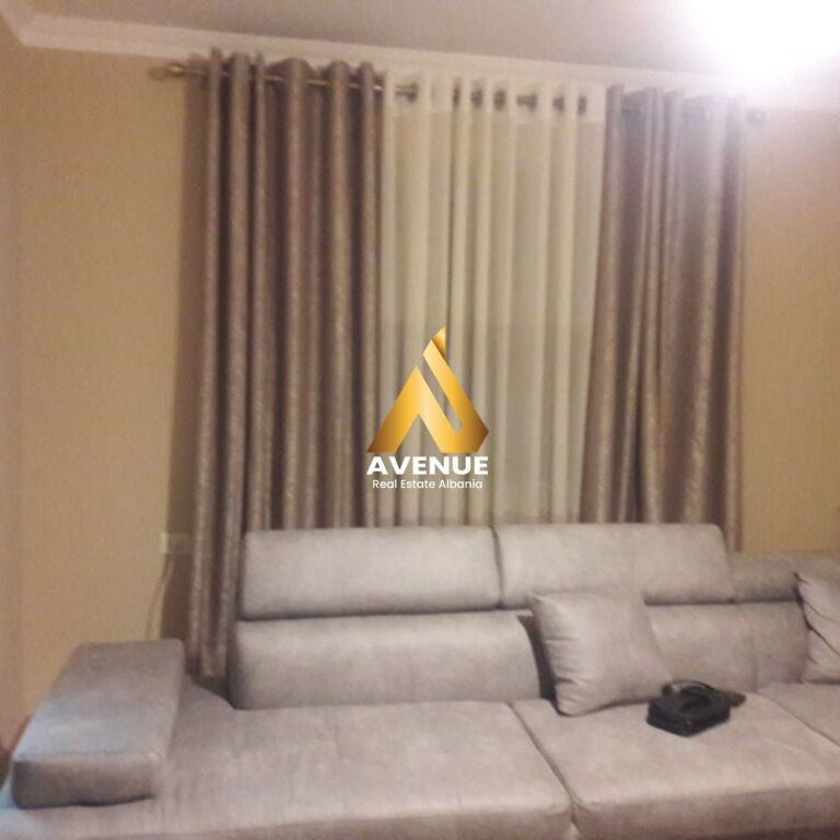 Shitet Apartament 1+1 i Mobiluar Pranë Spitalit Ushtarak,Tiranë