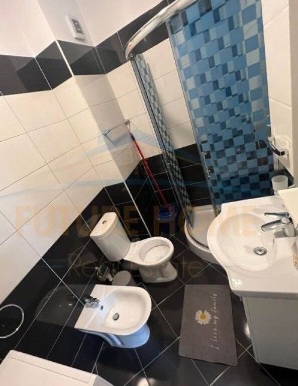 Qera, Apartament 2+1+2, Unaza e Re, Tiranë.