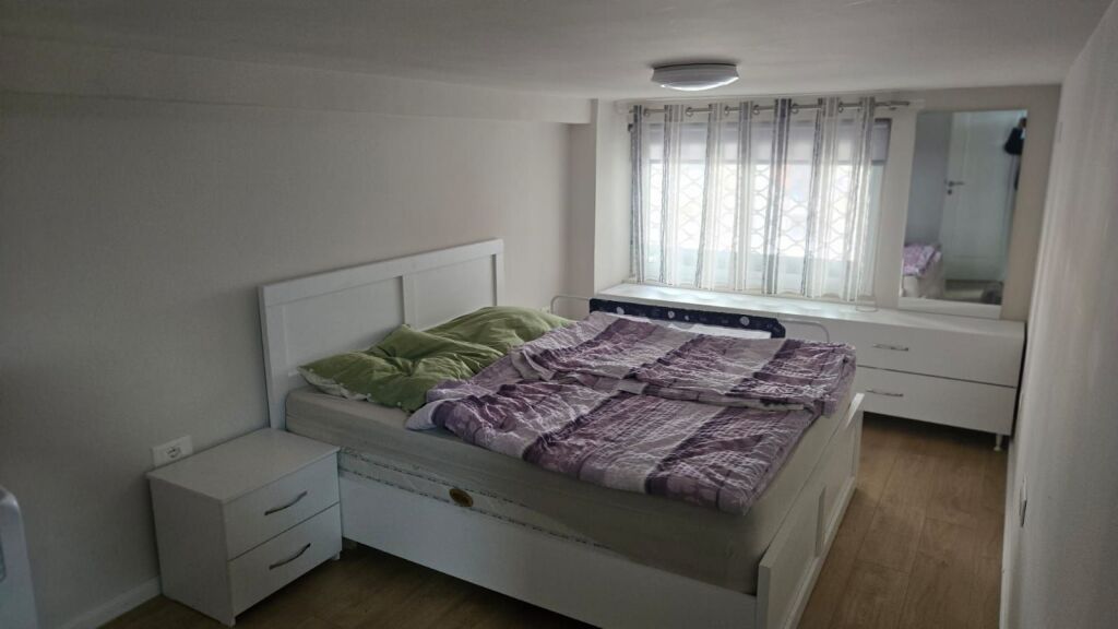 Tirane, affittasi appartamento 2+1, 52 m² 600 € (misto mame) .