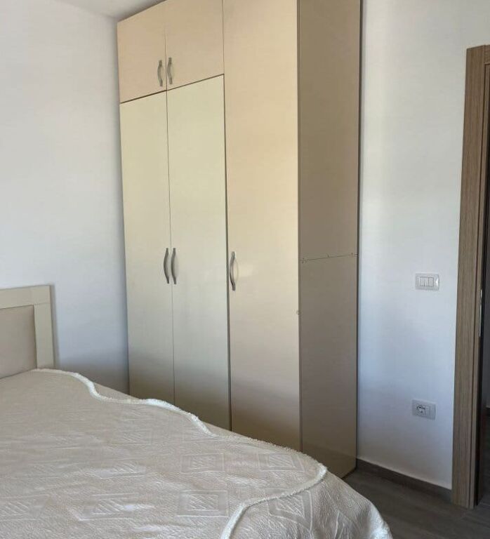 Apartament Me Qera 3+1+2 Tek 5 Maji (ID B230167) Tirane
