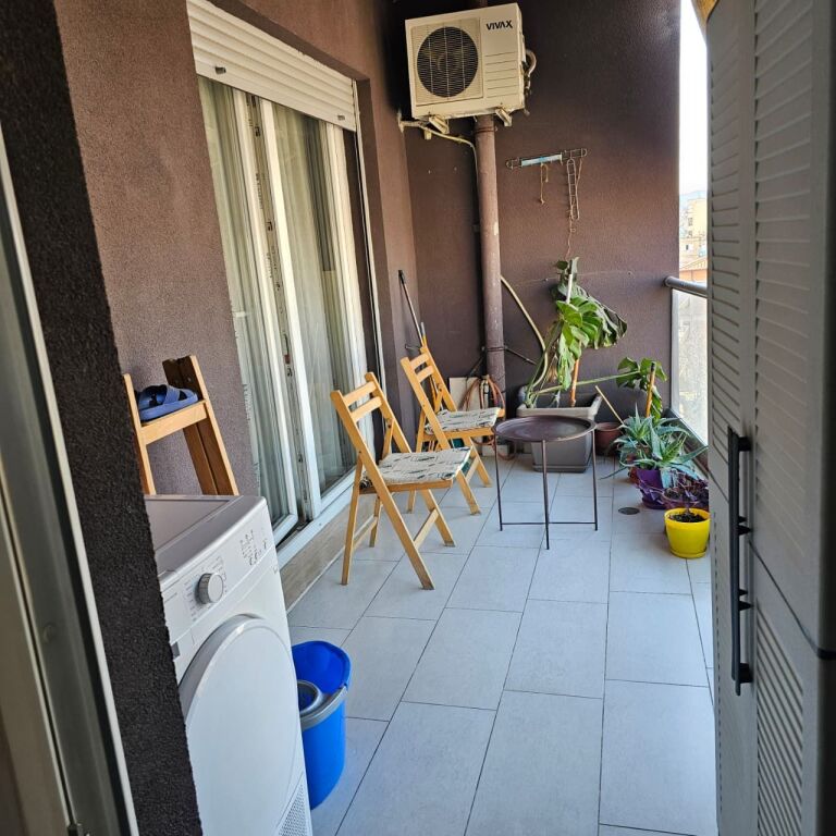 Apartament 1+1+ballkon me Qira tek Fusha Ali Demi