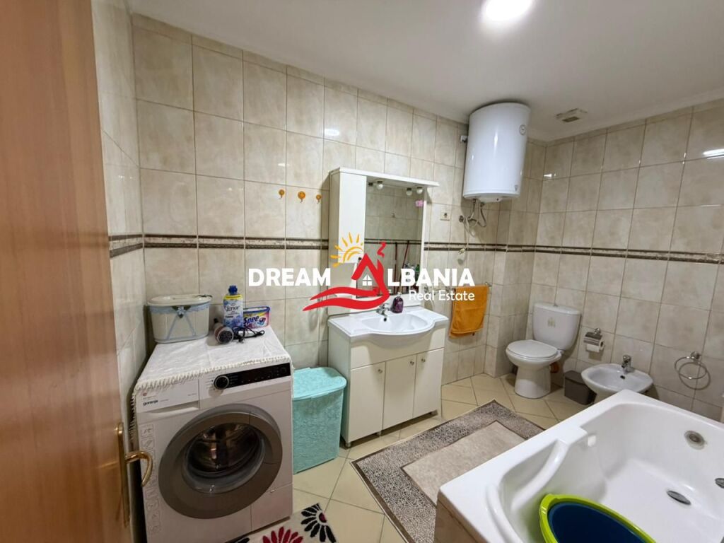 Appartamento 2+1+2 in affitto a Zogu i Zi vicino al Ring center (ID 42214237)