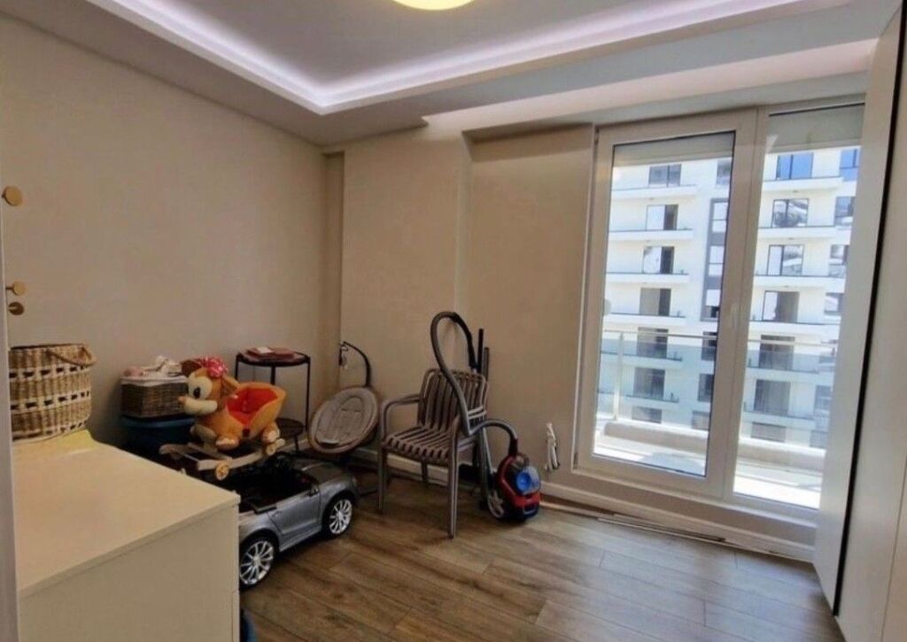 Super Apartment 3+1+2+3 Parking Spaces for Rent – Aviation Field