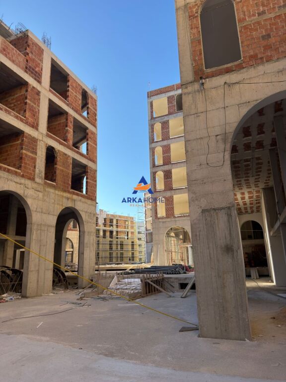 SHITET APARTAMENT 1+1+BALLKON "SARANDE" 124.950 EURO