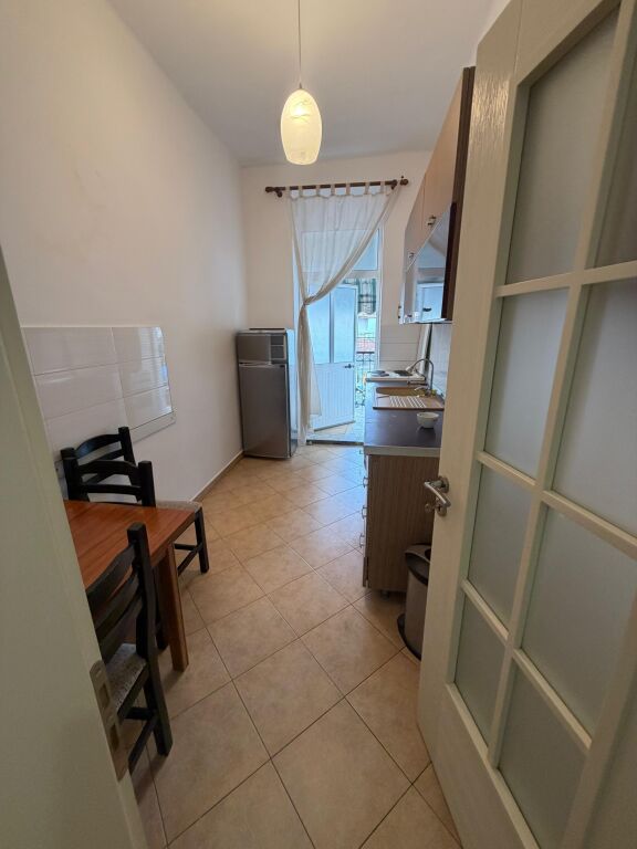 Apartament 2+1,Rruga e Durresit!