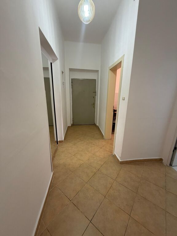 Appartamento 2+1 in vendita in Via Durazzo!