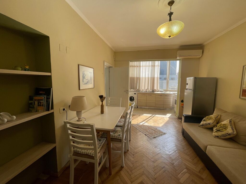 Appartamento 1+1 in affitto nel centro di Tirana