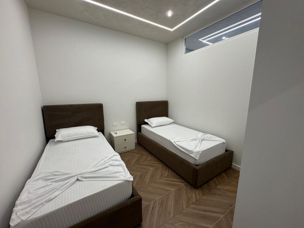 Jepet apartament me qera 2+1