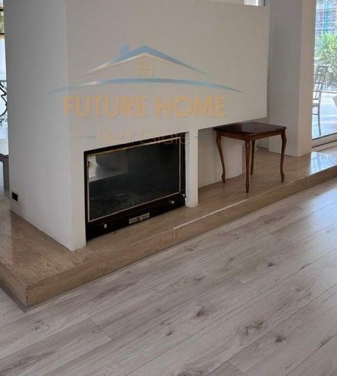 For sale, Apartment 2+1+2+Veranda, Bllok