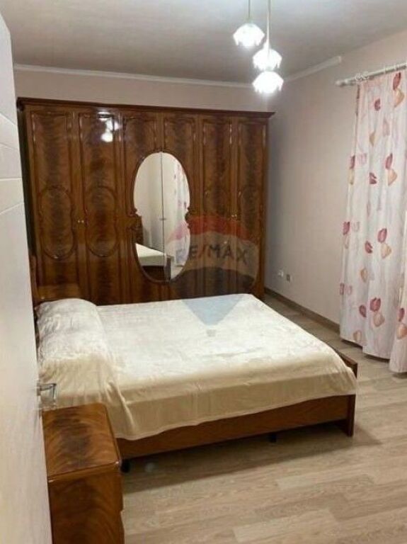 Apartament - Për Shitje - Blloku I Ambasadave, Tiranë(ID: 530221059-477)