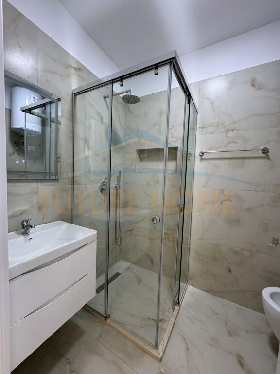 Affitto, Appartamento 2+1+2+Posto Auto, Viale Nuovo. 800 €