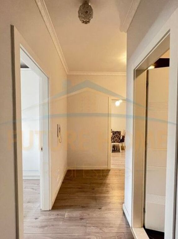 Qera, Apartament 2+1+2, Unaza e Re, Tiranë.