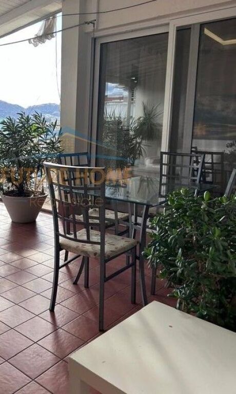 For sale, Apartment 2+1+2+Veranda, Bllok