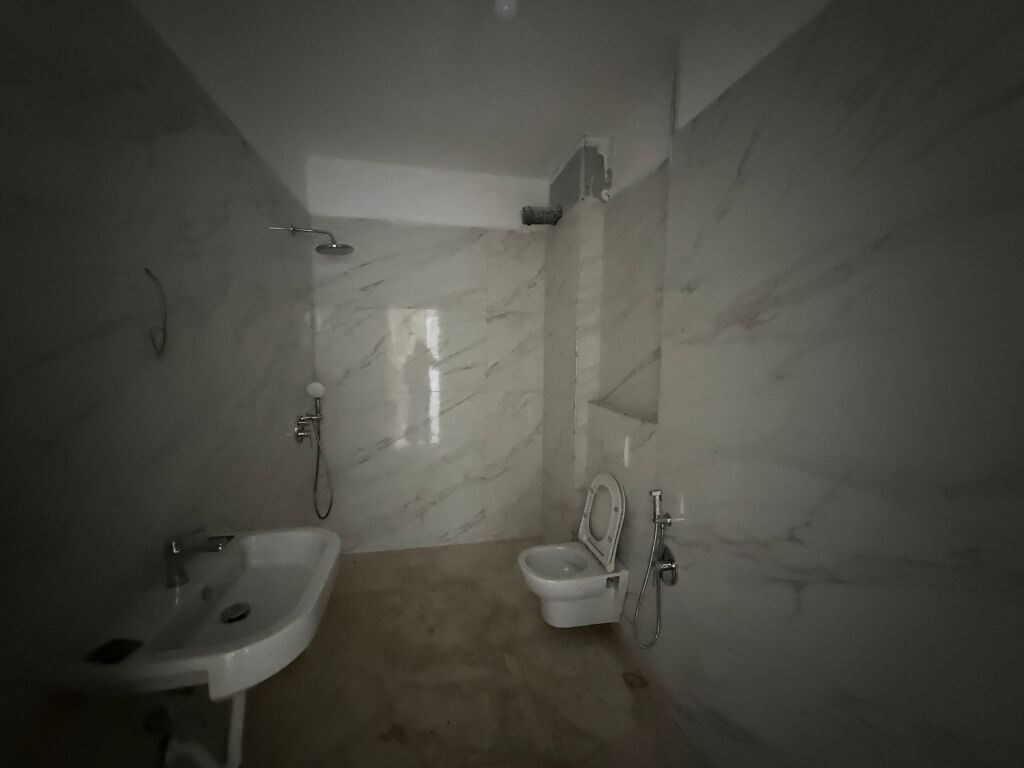 1+1 for sale at the New Bazaar