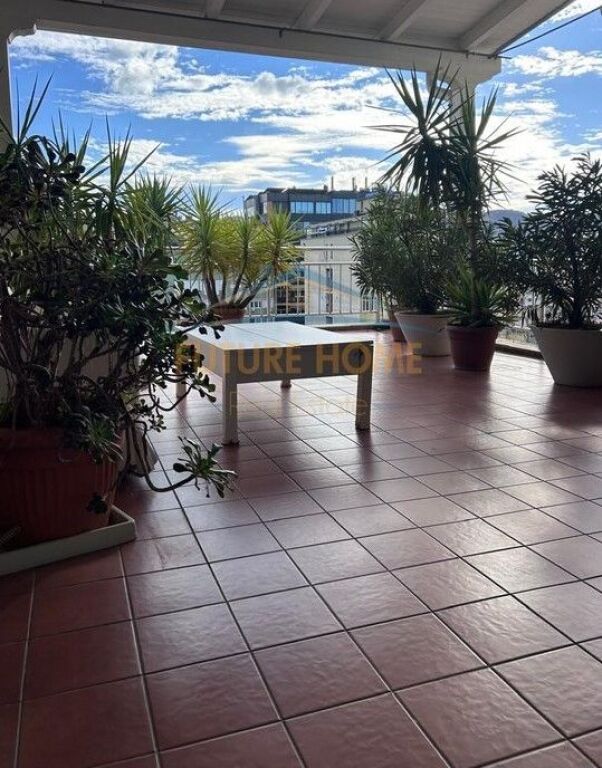 For sale, Apartment 2+1+2+Veranda, Bllok