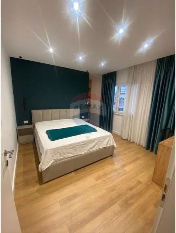 APARTAMENT 1+1 NE QENDER-PAZARI RI
