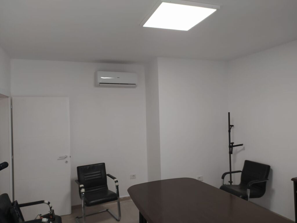 Office space for rent, near VAT !