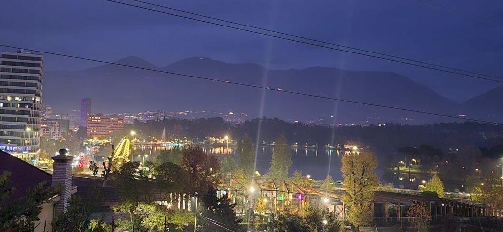 Apartament 2+1, Kopshti Zologjik!