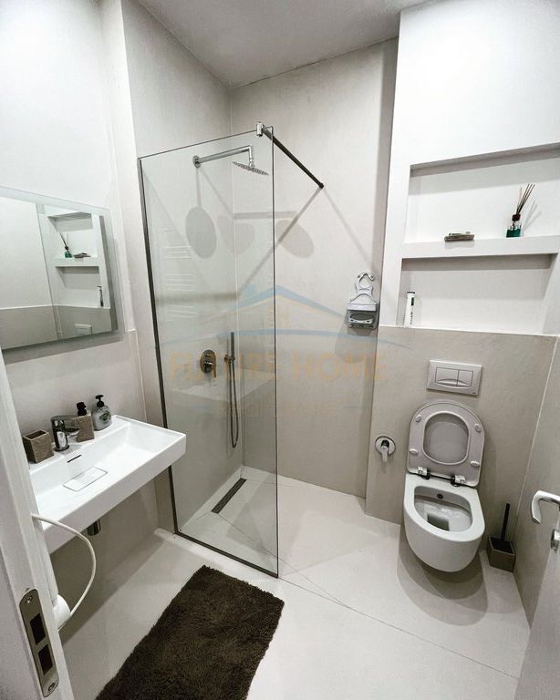 Qera, Apartament 1+1 dhe 2 Garsionere, Komuna Parisit ,Tirane. 1,500 €