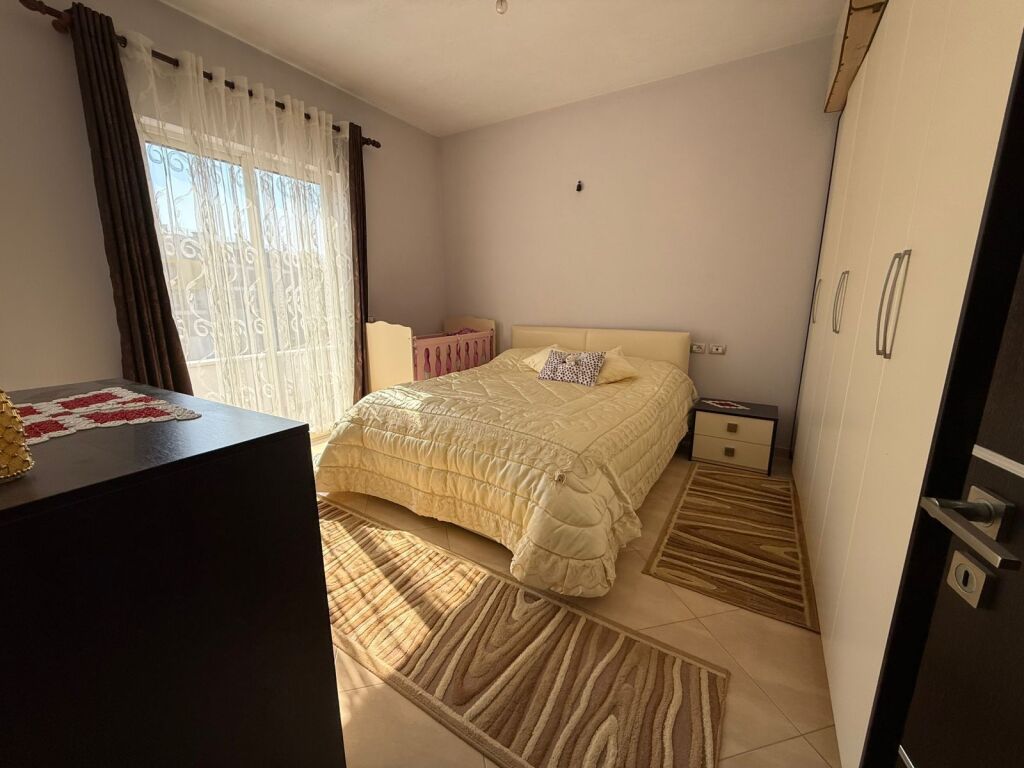 🏡 Jepet me Qira Apartament 3+1+2 në Shkozë !