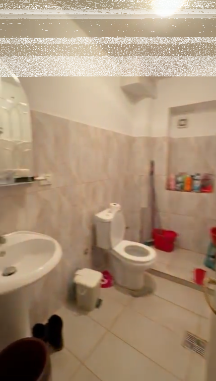 Apartament 1+1, Myslym Shyr!