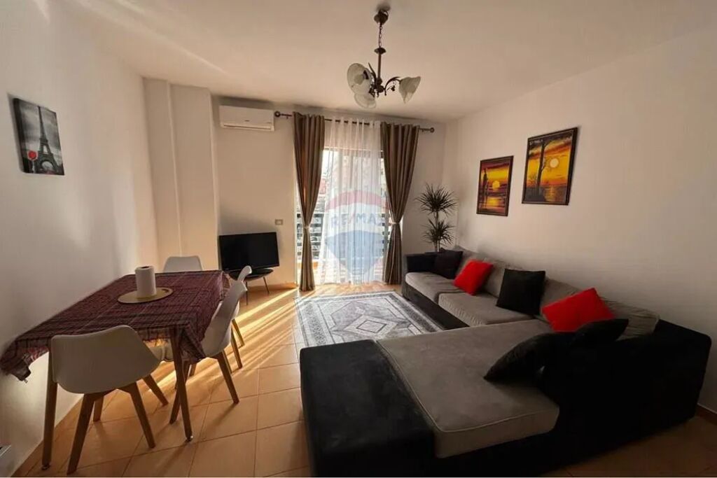 Appartamento In Affitto 1+1 A Vila L, Astir