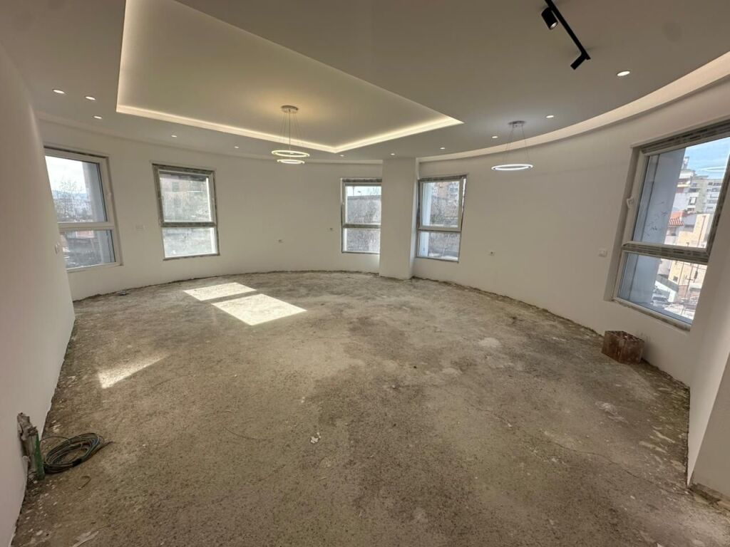 SHITET, APARTAMENT 2+1+2, ALI DEMI, TIRANË