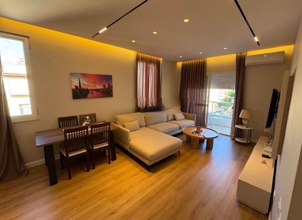 apartment at Liqeni 1+1 for rent