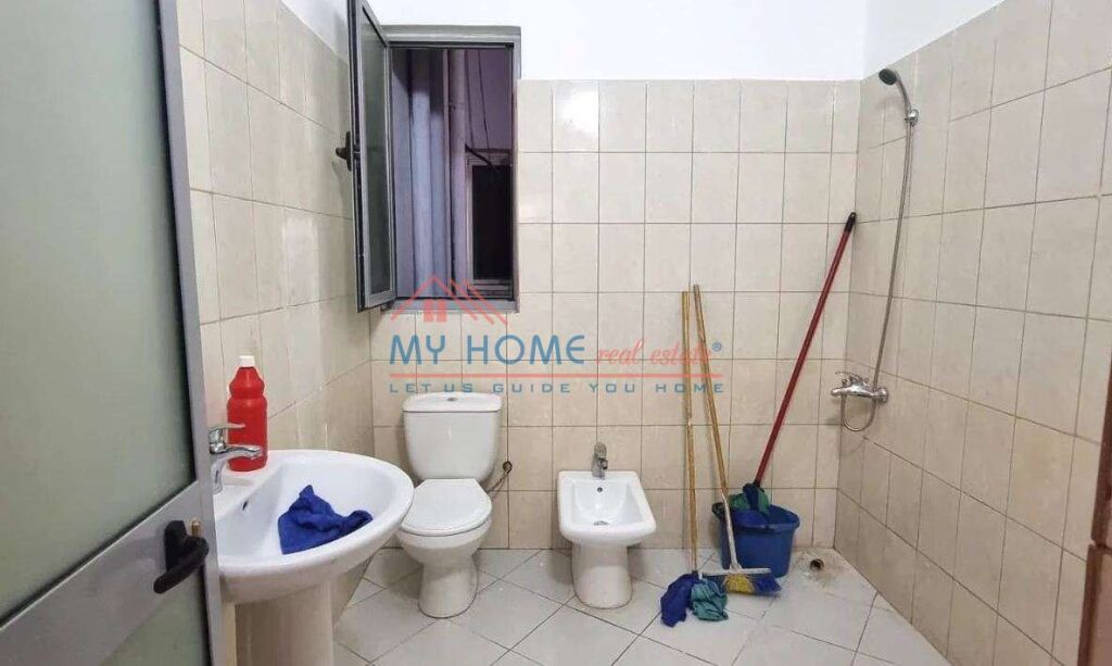 2+1 Apartment for sale in Fresk in Tirana