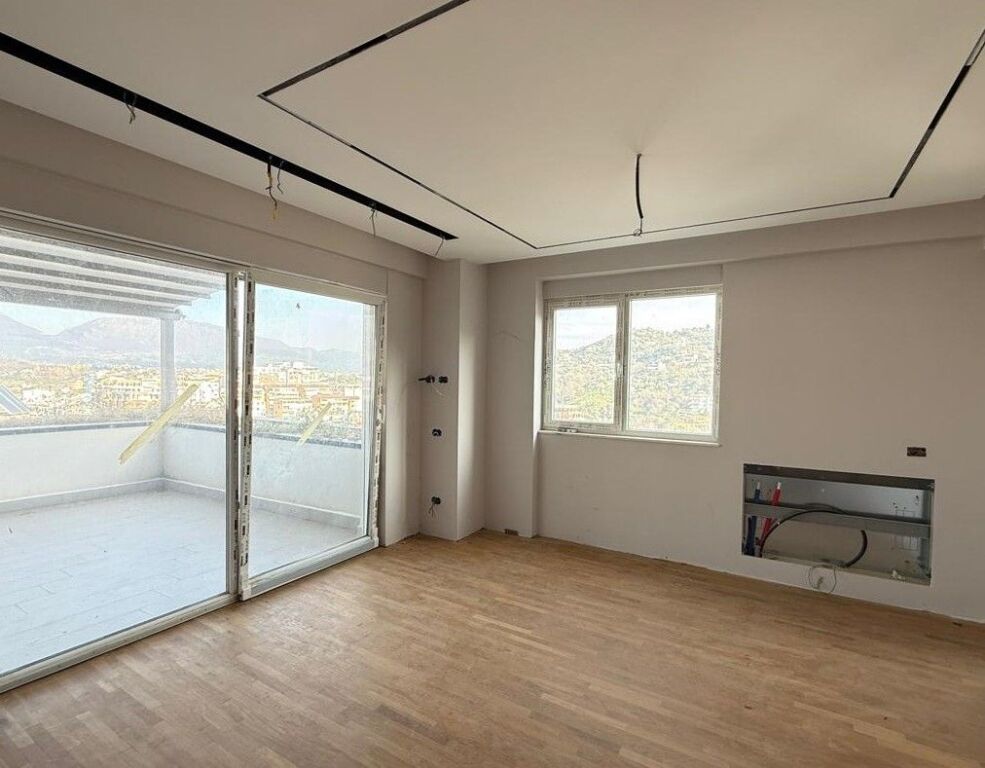 Attico Premium in Vendita – Green Terrace, Lago Secco