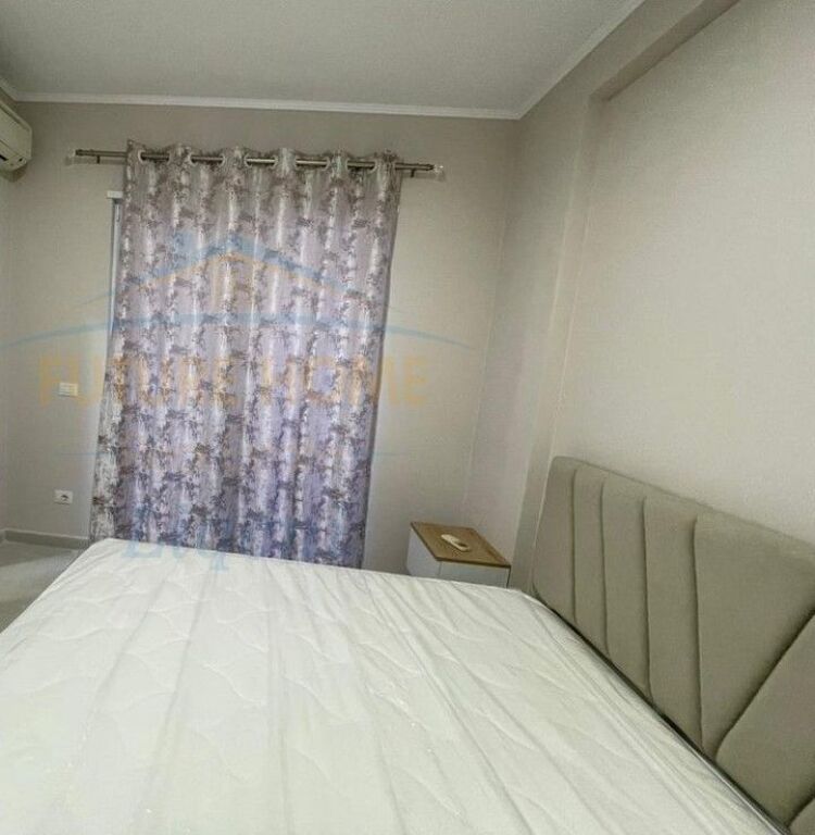 Rent, Apartment 1+1+Parking Space, Univers City Complex, Tirana.