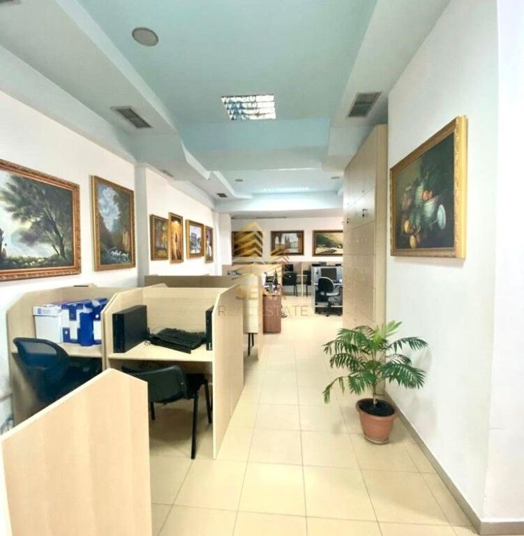Business Premises for Sale Unit 217m² • 3000 Euro/m² , Elbasan Street, 651,000 Euro