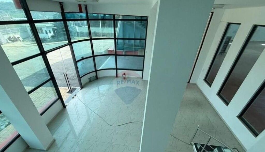 Magazinë/Kapanon - Për Qira - Vaqarr, Tiranë(ID: 530551001-376)