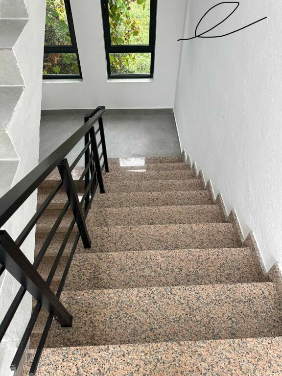 VILLA 3 PIANI IN VENDITA GOLEM VICINO A FAFA GRAND BLUE 500000€