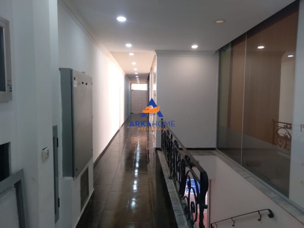 SHITET AMBIENT BIZNESI 73 M2 "ASTIRI" 150.000 EURO